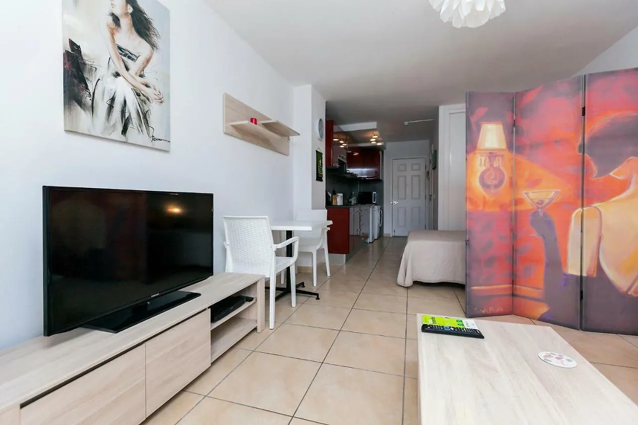 Popular Complex Apartment Los Cristianos  0*, Los Cristianos (Tenerife) Spain